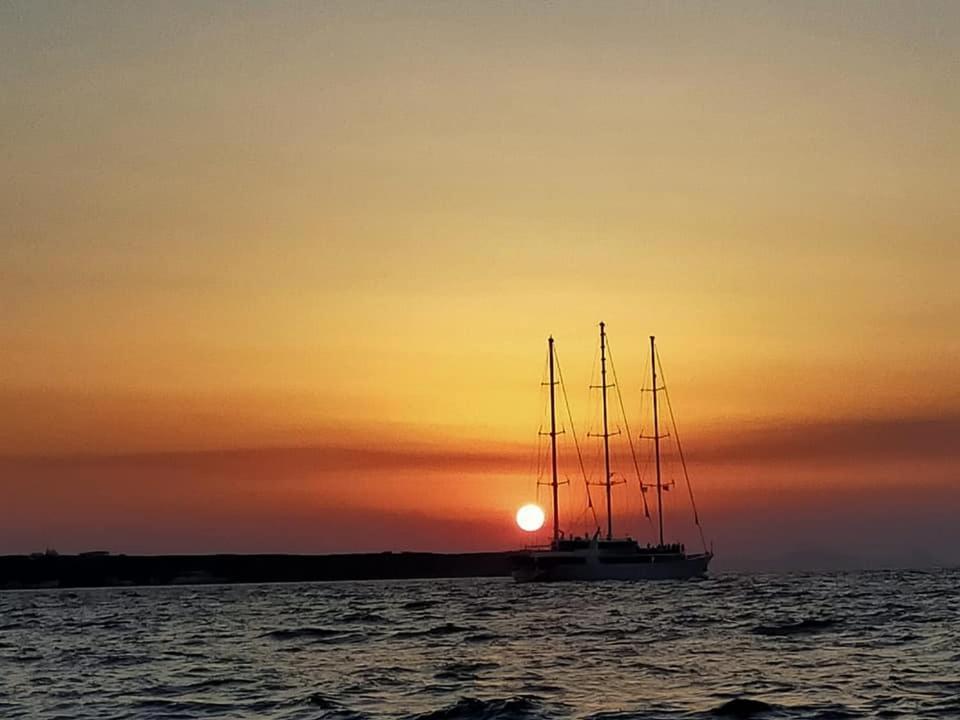 Rodothea And Adams On The Beach, Santorini 莫诺利索斯 外观 照片
